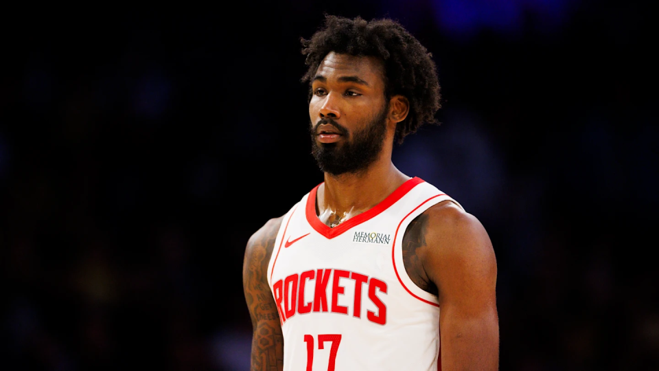 在至少出战, 还是在明年 在至少出战, 还是在明年